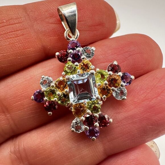 Stunning Multi-gemstone cross pendant in stamped sterling silver! - Picture 1 of 12